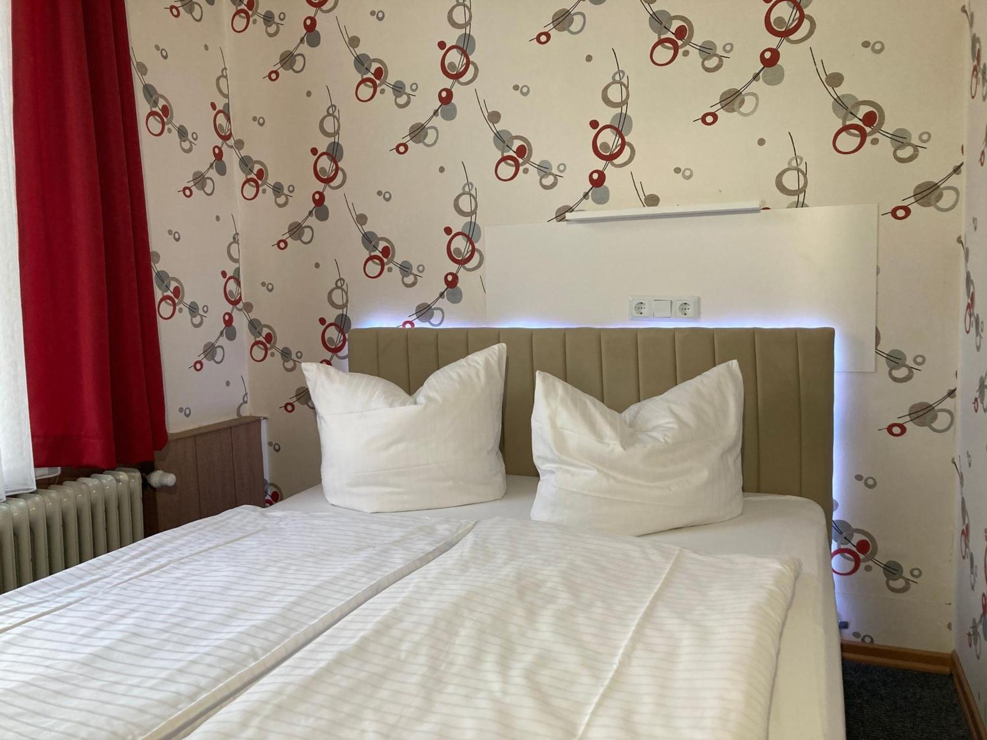 Haus Krabbe Apartments Mit Doppelbetten, Fuer 1-2 Personen, Hunde Kostenfrei Willkommen, Kostenfreier Parkplatz, Zwischen Bremerhaven Und Cuxhaven Gelegen Wremen Exterior foto